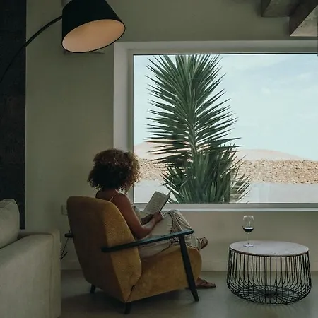 Villa Tinguaton فيلة